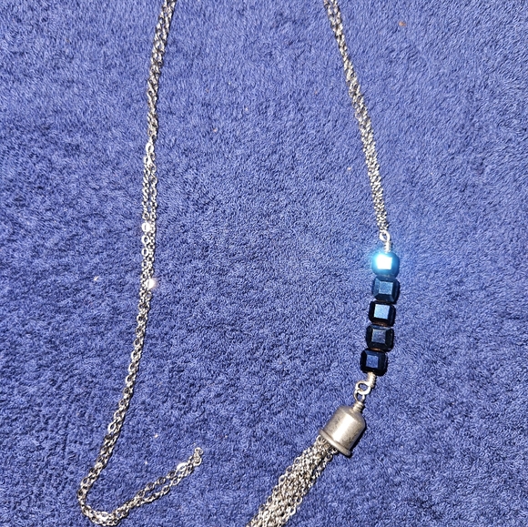 Necklace - Picture 3 of 3